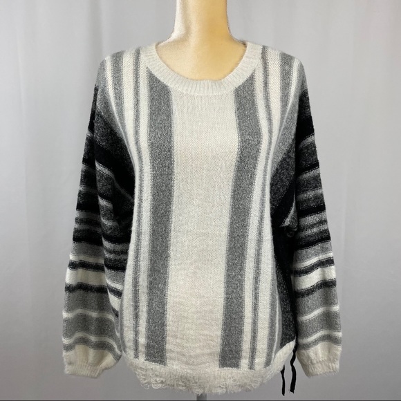 Buffalo David Bitton Greyson Sweater w/ side bow 🟡 - Picture 4 of 13